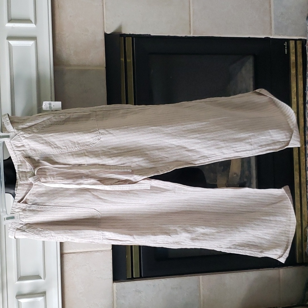 NWT Gap Linen/Cotton Blend Pants. Size 12.